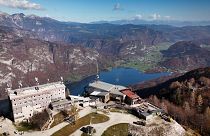 Climate change: How Alpine ski resorts are adapting to the end of the ‘white gold’ era