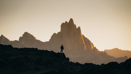 In recent years, there has been a growing trend for silent tourism, from beaches where talking is prohibited to guides to the quietest spots in a city. 